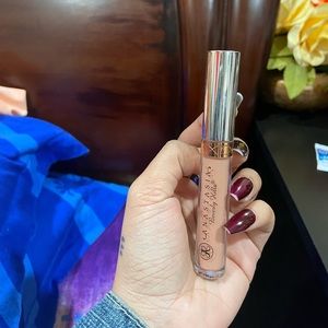 Anastasia liquid lip in Naked